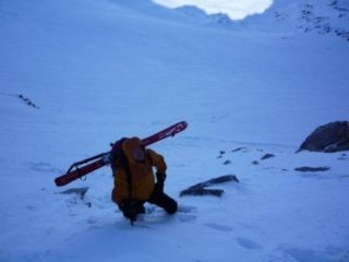 salendo al colle del Gran Paradiso