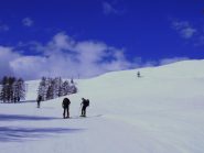 Salendo lungo le piste chiuse