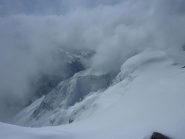 La cresta che scnde dalla vetta