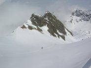 Ultimo tratto per arrivare al Colle Vercoche. Alle spalle il Bec Laris.