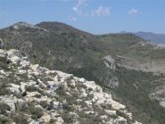 Al centro il Poggio garnde, a destra il Santuario di  Monte Croce