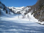 All'inizio del restringimento, dove si deve seguire la dorsale a sinistra