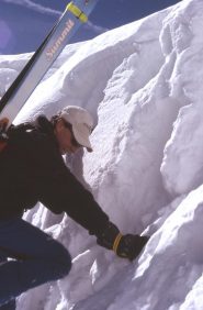 In uscita sulla ripida cornice
