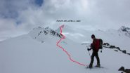 Stelvio nella parte alta del versante SO e la cima con la via seguita (8-5-2010)