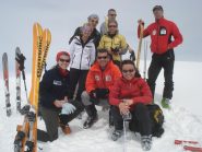 foto di gruppo in vetta
