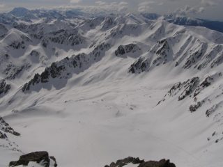 verso i ripiani inferiori 