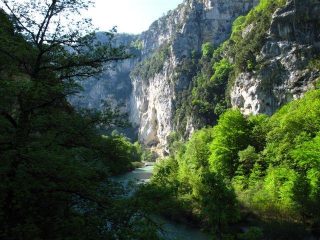 Scendiamo nella gola