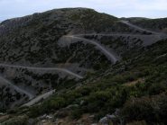 La carrabile che porta da Omalos al Rifugio Kallerghi.