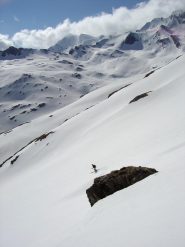 Discesa dal Pic de Foréant sempre su ottimo firn