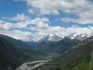 panorama verso l'alta valle