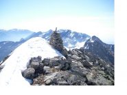La costiera divisoria tra la bassa valle d'Aosta e la Valchiusella vista dal M,dei Corni