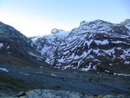 Un'occhiata dal rif Averole verso l'imbocco del vallone di salita