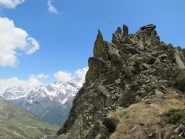 La becca Luseney dal colle