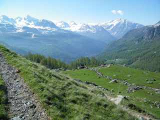 Panorama sulla costiera della Testa Grigia