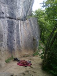 Base destra della falesia