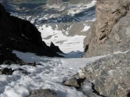 Il canale di discesa visto dalla Breche de la Loza