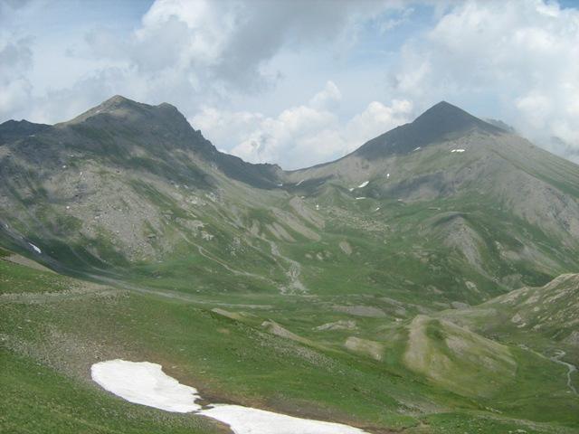 panoramica dalla cima verso il Colle dell'Albergian
