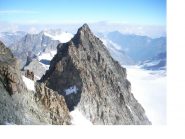 Al centro e' il Col du Dent de Bouquetins