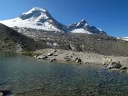 Ciarforon e Becca di Monciair dal laghetto del rifugio