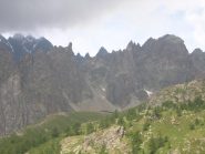 01 - salendo appare il rifugio crete seche