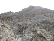 Pierre poco sopra metà parete