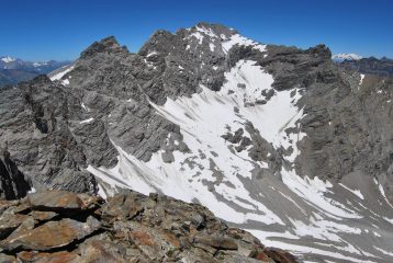 La testata del Vallone di Fos. In senso antiorario: Becca di Fos, Grand Rousse, Punta Tinaz, Punta Barmaverain, Cima di Fos, Cima di S. Martino