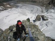 Vale felice , sale con eleganza.