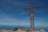 in cima al marguaresi con il monviso sullo sfondo