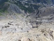 05 - Dalla cima il vallone scosceso in direzione di Cesana