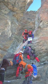 affollamento sui canaponi.jpg