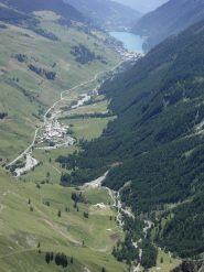 Veduta dalla punta sull'alta Val Varaita.