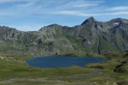Lago Miserin e rifugio.