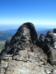 Uno sguardo verso il Picco Coolidge e Montaldo