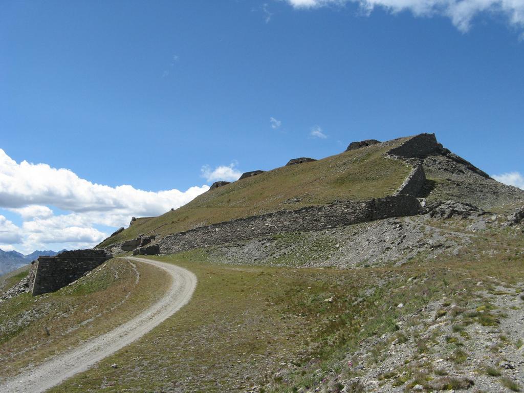 Fortificazioni in vetta