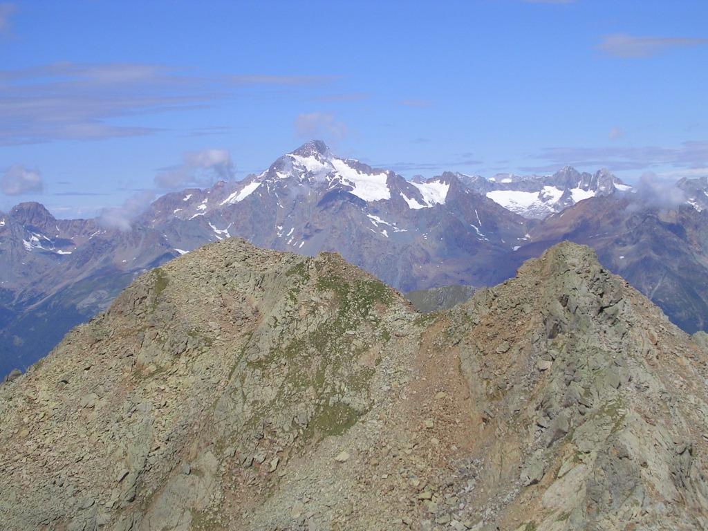 Sulla Corna Nera guardando la Corna Rossa
