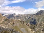 il monte maniglia innevato