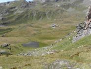 il rifugio in costruzione ed il lago delle Rane