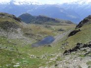 il lago Clapin dall'alto ed il panorama dell'ambiente