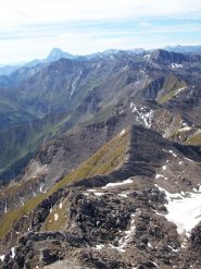 Dalla vetta: Monviso 3841m, cresta spartiacque valli Germanasca-Troncea e in fondo il Barifreddo 3028m