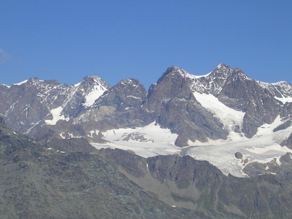 Il gruppo del Bernina visto dal Passo degli Ometti