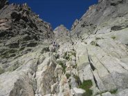 Gumba ed Enrico in discesa  dalla via normale del Peigne.