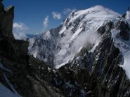  roccia, nebbia e neve