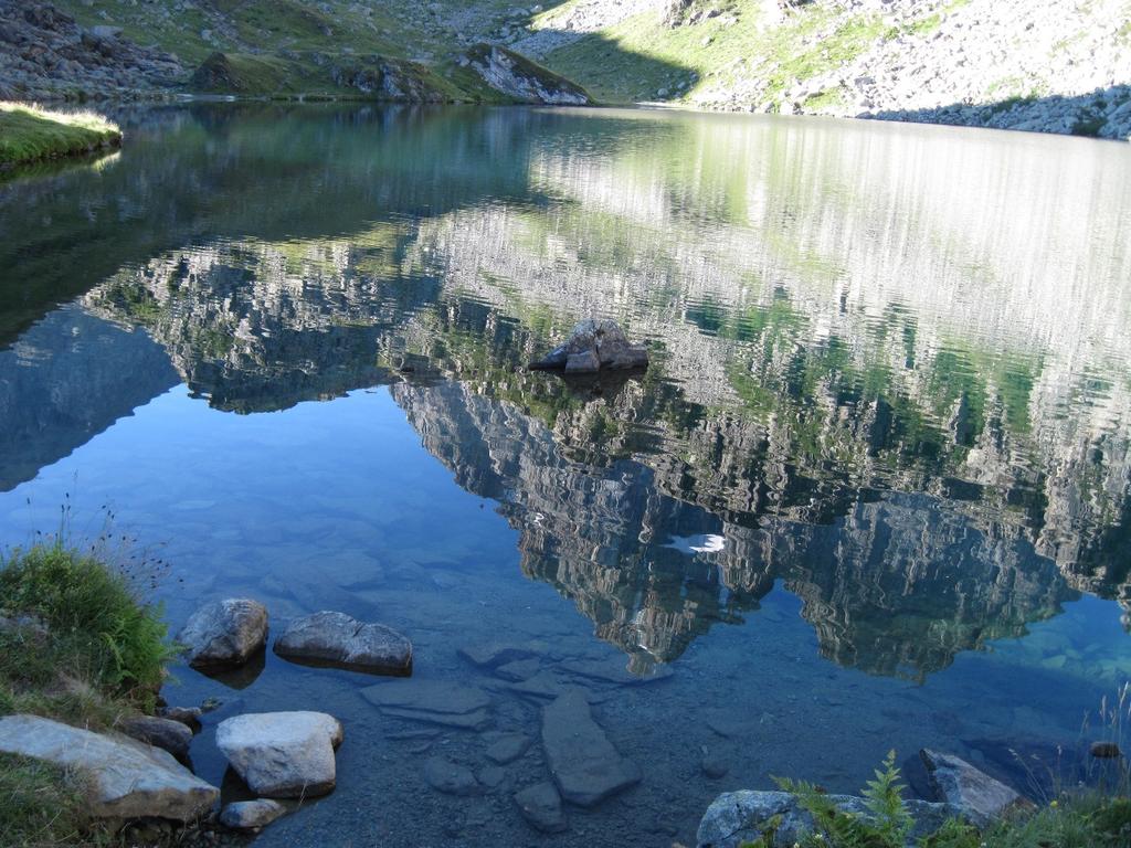 Il Monviso riflesso nel Lago Fiorenza