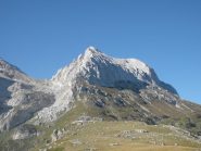 la cresta nord est ben visibile davanti
