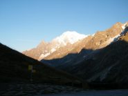 monte bianco all'alba