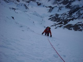 Davide impegnato nella scalata