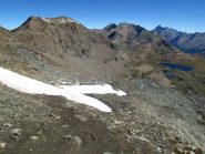 Il percorso di salita e il crinale per il col Rosset