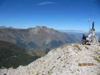 Cima e Becca d'Orel sullo sfondo