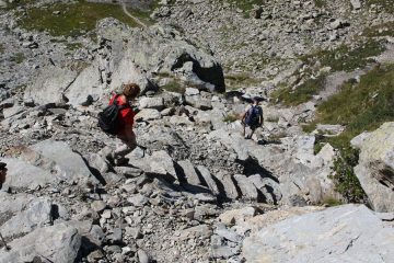 il sentiero fra i due laghi
