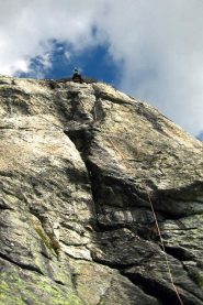 2° Tiro - 6a. in fessura dopo tettino e traverso in placca delicato di Anna.